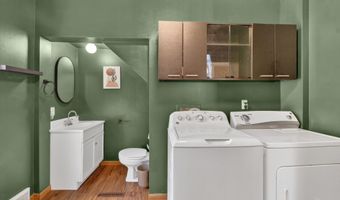 308 Orchard St, Alma, MI 48801