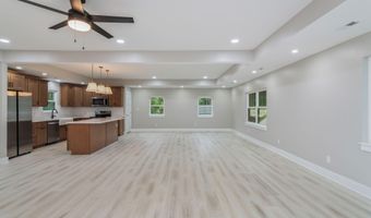 826 Long Mill Rd, Athens, TN 37303