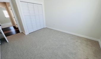 921 Willet St, Aberdeen, SD 57401