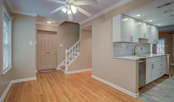 514 S HENRY St, Alexandria, VA 22314