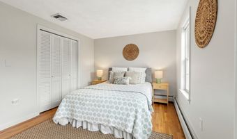3 Penni Ln, Andover, MA 01810