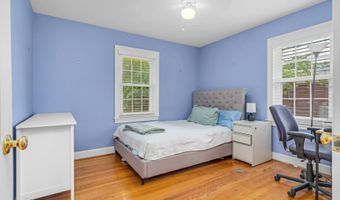 384 Snow Hill St, Ayden, NC 28513