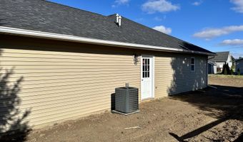 2775 Gady Pines Dr, Adrian, MI 49221