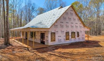 465 Stone Creek Dr, Hull, GA 30646