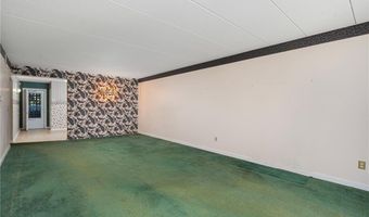 143 Hoffman Ave 109, Cranston, RI 02920