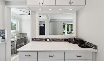 10019 REECK Rd, Allen Park, MI 48101