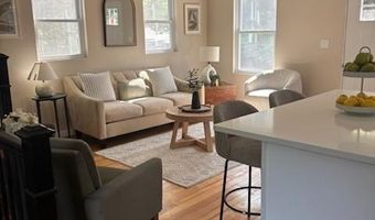 5 Ludlow St, Johnston, RI 02919
