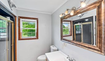 123 Rose Vidot Dr, Amsterdam, NY 12010