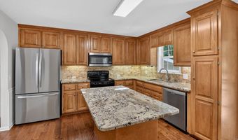 115 Nelson Ridge Dr, Ball Ground, GA 30107