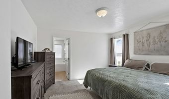 310 Oakridge Dr, Elko, NV 89801