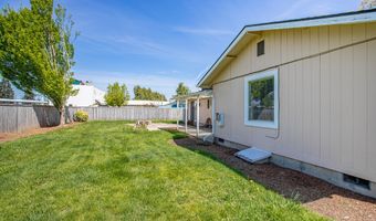 3533 HOODVIEW Dr, Hubbard, OR 97032