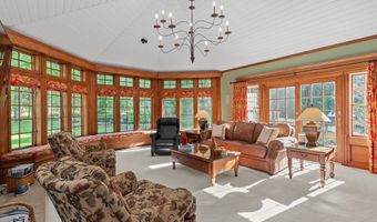 28 Hearthstone Pl, Andover, MA 01810