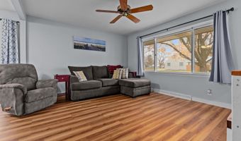 1920 E FRANCES St, Appleton, WI 54911