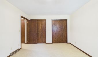 404 Hyden Dr, Alcester, SD 57001