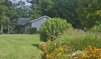 54 Deer Run 54, Bethel, CT 06801