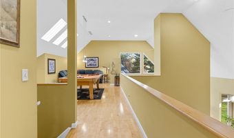 985 Goldenrod Trl, Aurora, OH 44202