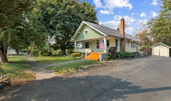 344 S 3RD St, Athena, OR 97813