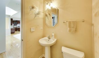 501 Tuscany Dr, Algonquin, IL 60102