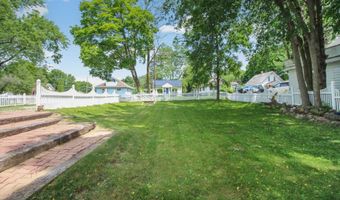 1035 Fairview Ave, Alma, MI 48801