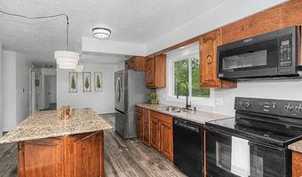 5779 Arrasmith Trl, Ames, IA 50010