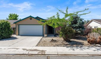 205 Jennys Ln, Fernley, NV 89408