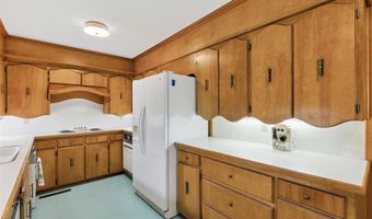 110 Acker Dr, Ada, OK 74820