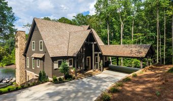37 Holly Ln, Alexander City, AL 35010