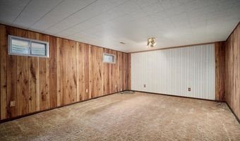 4814 OASIS St, Cheyenne, WY 82009