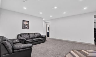 324 31st St SE, Altoona, IA 50009
