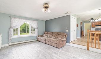 15 Caraway Dr, Johnston, RI 02919