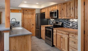 61 Painted Pony Dr, Belgrade, MT 59714