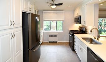 5301 WESTBARD Cir 419, Bethesda, MD 20816
