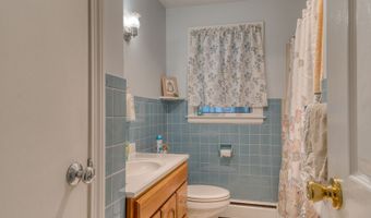 70 Dogwood Ln, Bristol, CT 06010