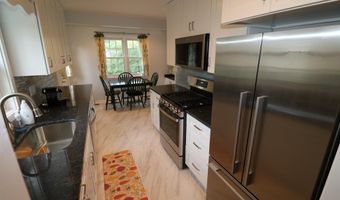 6113 DUNLEER Ct, Bethesda, MD 20817