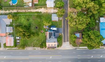 1748 Georgia St, Alford, FL 32420