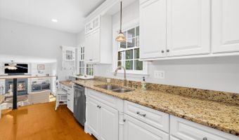 527 BAY HILLS Dr, Arnold, MD 21012
