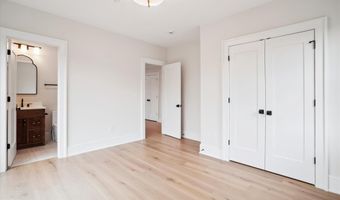 6605 PYLE Rd, Bethesda, MD 20817
