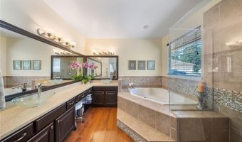 676 OAK HOLLOW Way, Altamonte Springs, FL 32714