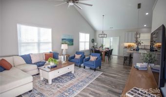37 S Edgewood Rd, Asheville, NC 28803