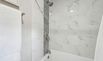 3059 E 8th Ave, Columbus, OH 43219
