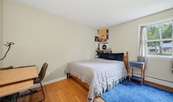 47 Beaver Ln, Bedford, NH 03110