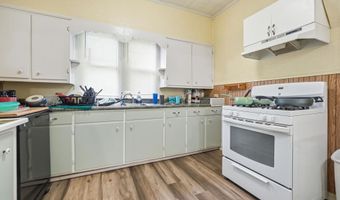 127 N Kinney, Angola, IN 46703