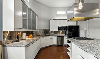 10464 Zach Rd, Socorro, TX 79927