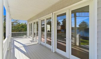 159 HARBOR INN Rd, Bayville, NJ 08721