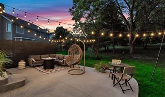 1716 Timber Ridge Estates Dr, Ballwin, MO 63011