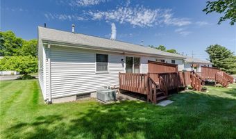 4 Scenery Ln, Johnston, RI 02919