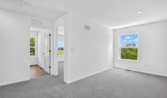 301 Cold Spring St, Algonquin, IL 60102