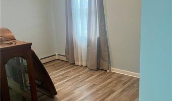 84 N View Ave, Cranston, RI 02920