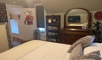 283 Webster St, Alderson, WV 24910