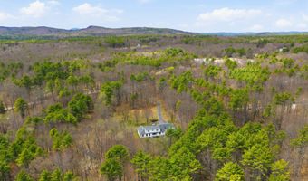 66 Lyford Rd, Brookfield, NH 03872